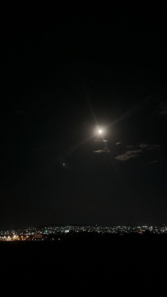 ibrahimyiildrmm's tweet photo. Ev mekan değil, kişidir. https://t.co/MizGlGai4l