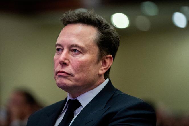 🇫🇷 Le parquet de Paris a ouvert une enquête pénale visant la plateforme X, dirigée par Elon Musk, pour des soupçons de manipulation d’algorithmes à des fins d’« ingérence étrangère », selon un communiqué de la procureure Laure Beccuau daté du 11 juillet 2025. 

L’enquête, confiée