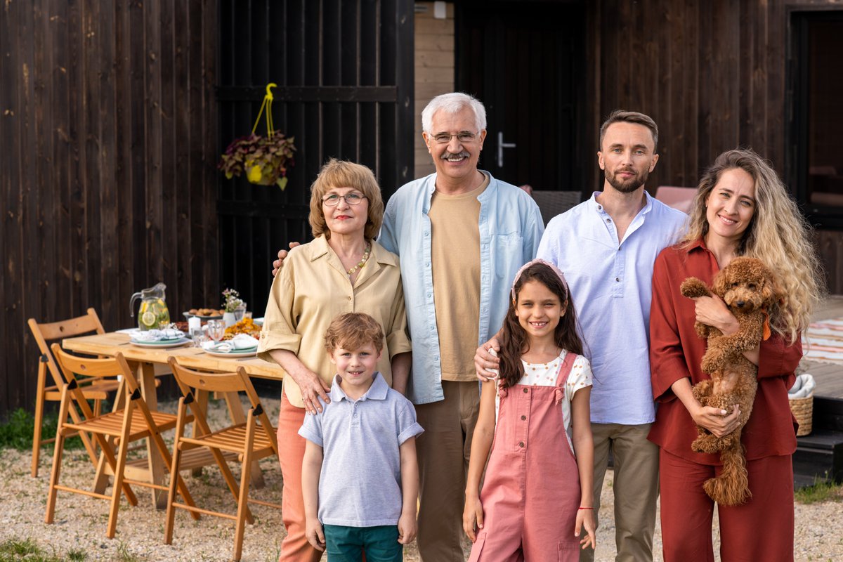 👉 Las políticas sociales deben adaptarse a las transiciones de la vida.

🧒👩‍🦰👵 Un sistema moderno protege en cada etapa: niñez, adultez y vejez.

compite.com.co/informe-nacion…

#MañanaSeráMásBonito 🌸✨