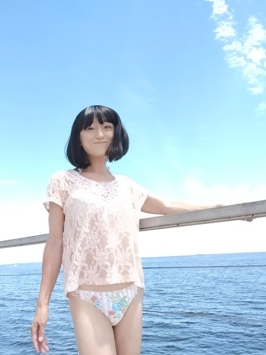 桃実ミク (@mikutoumi) on Twitter photo おはようございます🩷
昨日はとても過ごしやすい1日でした😃
今日は晴間が出そうですね🌞
ちょっと暑く成りそうだけど、まあまあかなぁ〜💕
いつもリプライ、イイネ、リポストをありがとうございます♪
あなたのポストも楽しみにしています。
今日もよろしくお願いします🍒 おはようございます🩷
昨日はとても過ごしやすい1日でした😃
今日は晴間が出そうですね🌞
ちょっと暑く成りそうだけど、まあまあかなぁ〜💕
いつもリプライ、イイネ、リポストをありがとうございます♪
あなたのポストも楽しみにしています。
今日もよろしくお願いします🍒