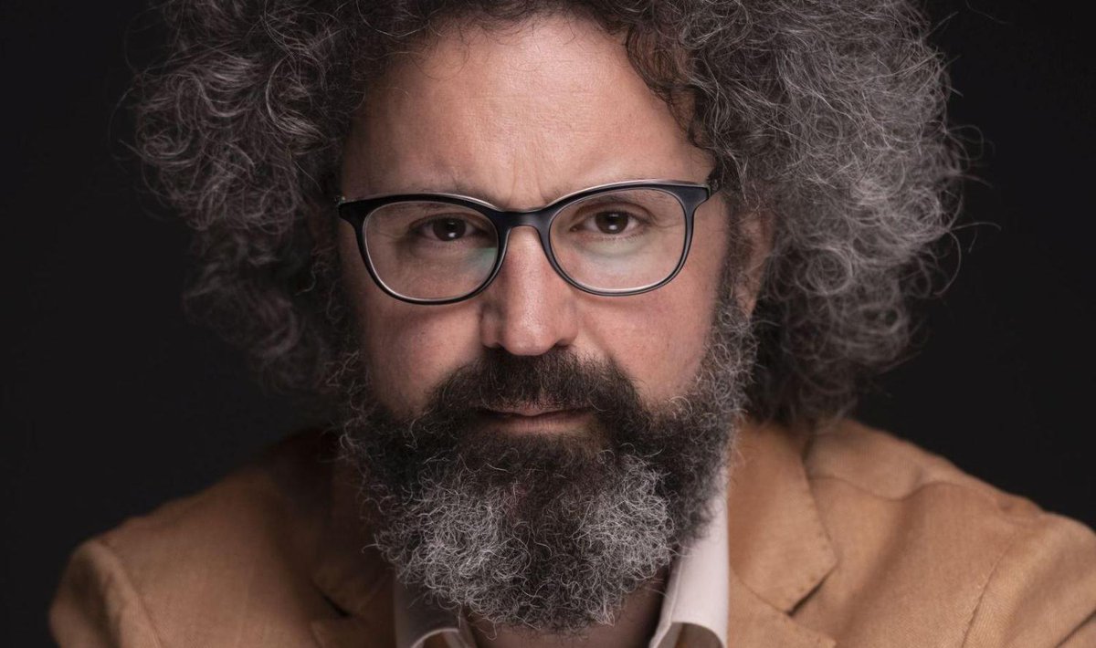 Simone Cristicchi colpito da paralisi di Bell: annullato il concerto in Valle D'Aosta ilfattoquotidiano.it/2025/07/11/mi-…