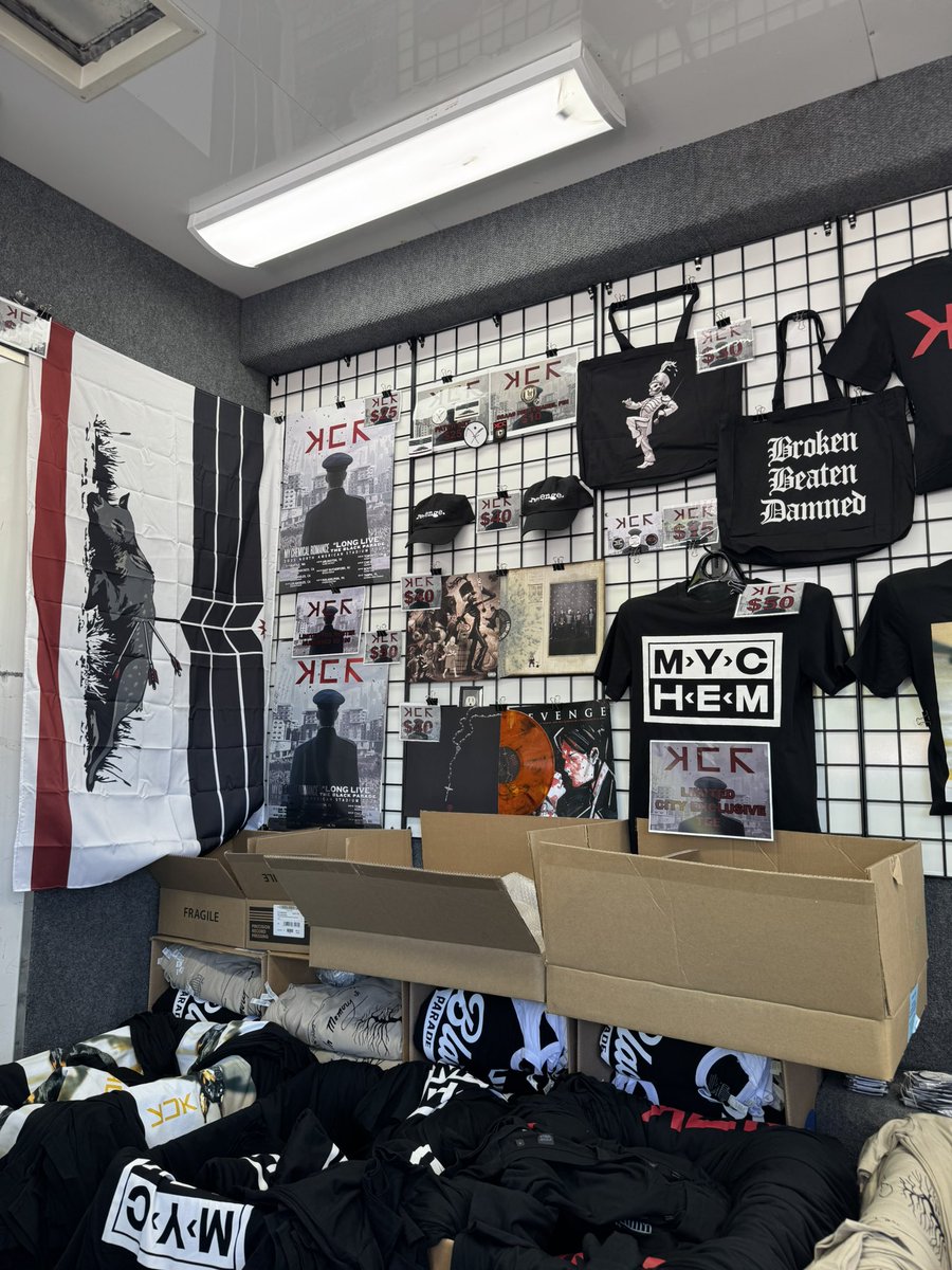 The_MCR_Archive's tweet photo. More #MCRSEATTLE merch! Which is your favourite? ☠️ https://t.co/8buPw4r1vT