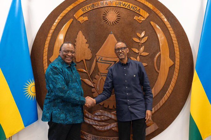 Harya ngo ntazagaruka mu Rwanda?😅ibigarasha rwose 😅

Icyo nkundira Afande ntarya iminwa ni sniper. 

Mu minsi yashize yavuze uburyo Kenyata ari umwe mu bantu bari Kinshasa ubwo Tshisekedi yahabwaga ubu President mu ntoki. 

Yashoje asaba ko ababigizemo uruhare bose banashaka