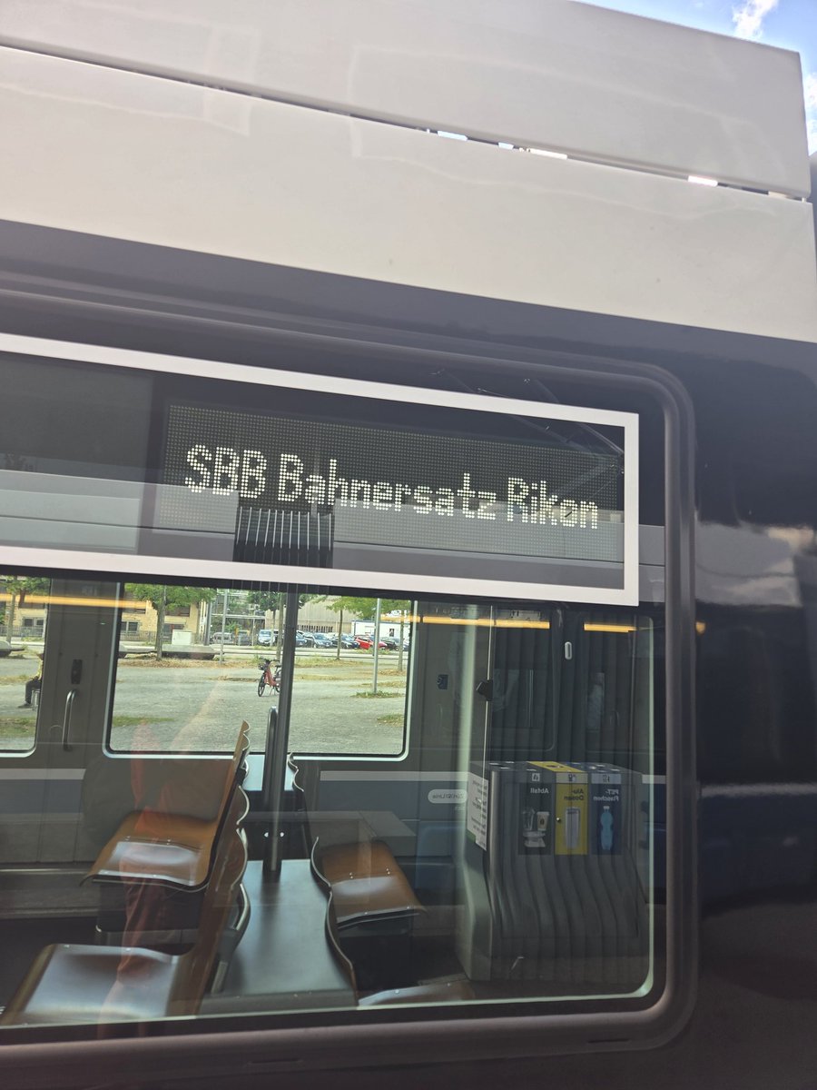 joere460's tweet photo. @zvv_contact Am ZAS Nord steht Flexy 4054. Die Anschrift ist sehr verwirrend. https://t.co/ezLty0mYMB