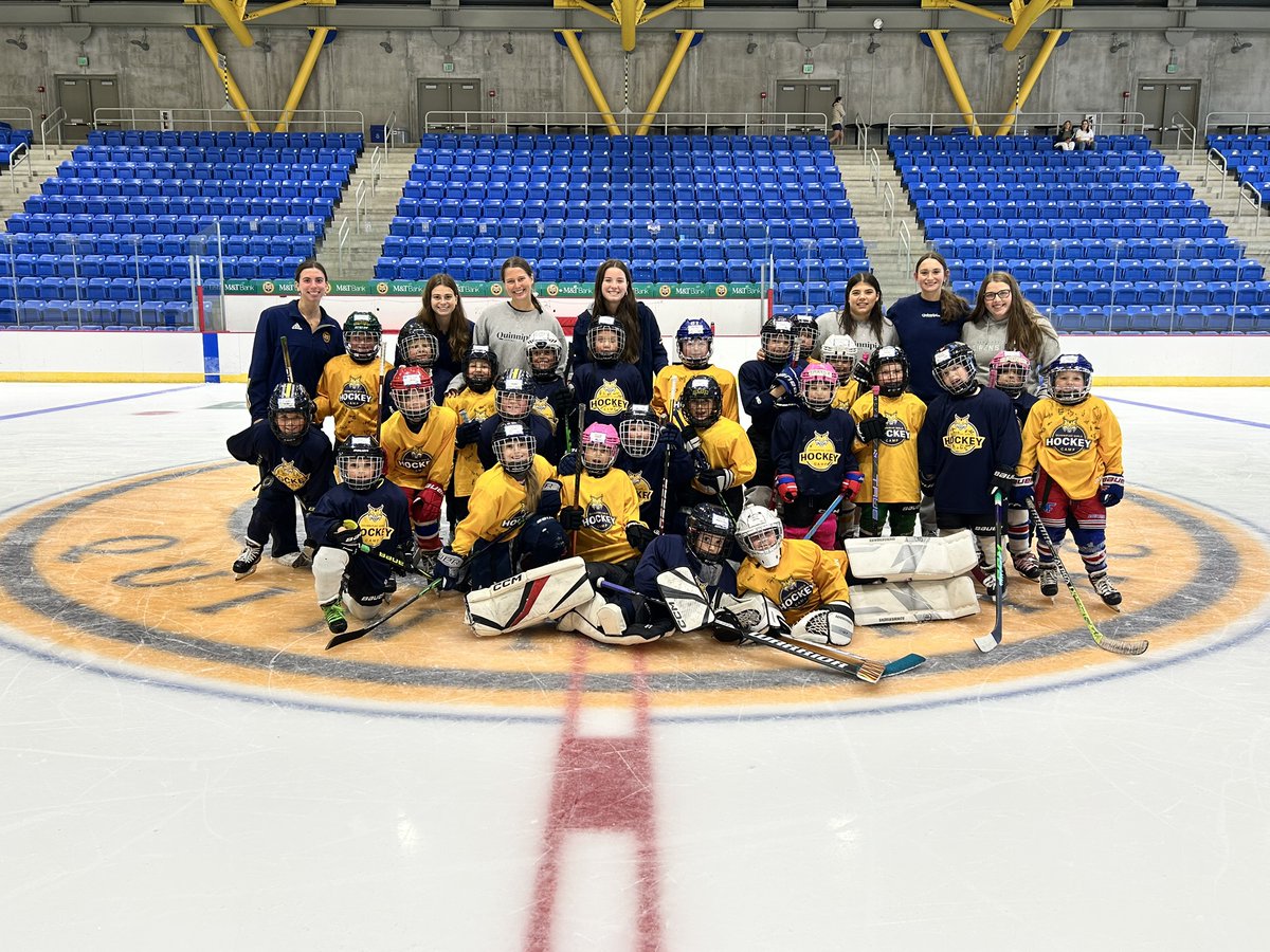 Got competitive on Friday gameday 😤

#BobcatNation x #NCAAHockey