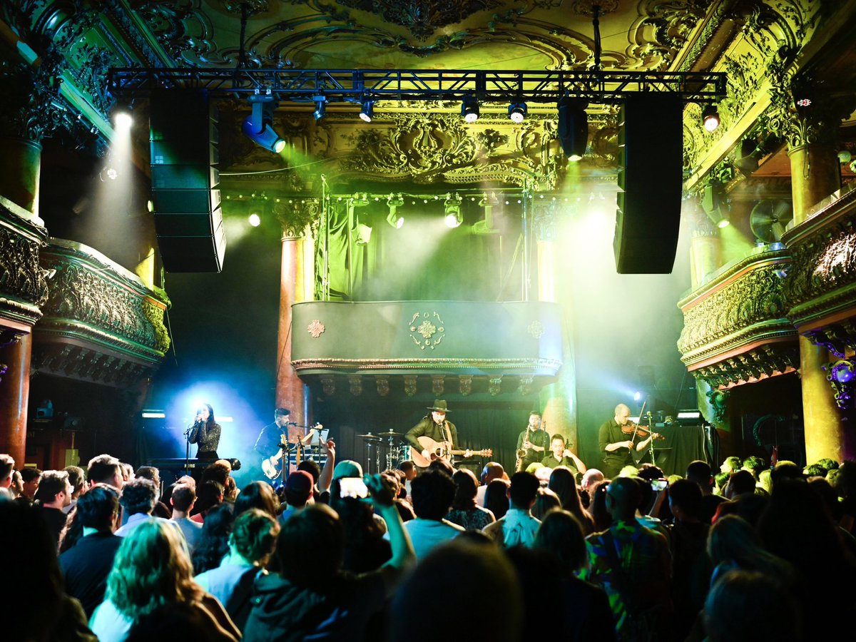 Hometown show tonight at Great American Music Hall! Doors at 8, music at 9. 🖤 wl.seetickets.us/event/the-fami…