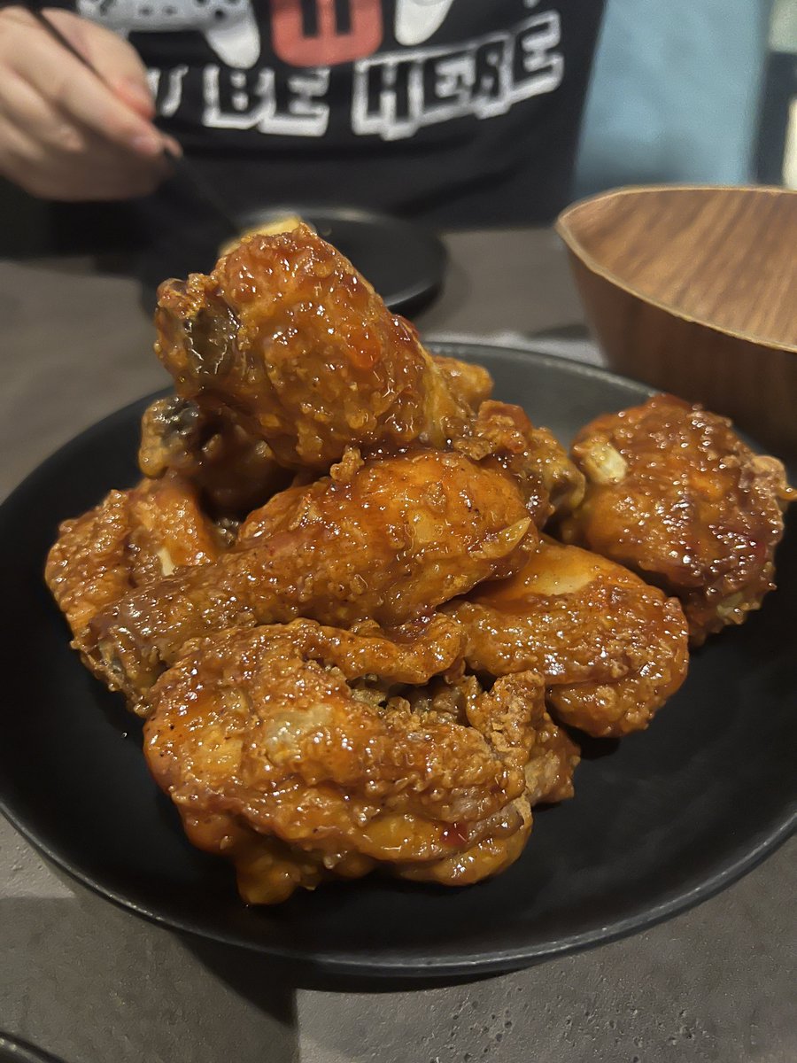 Increased my will to live for just a little longer 🥟🇰🇷🍗