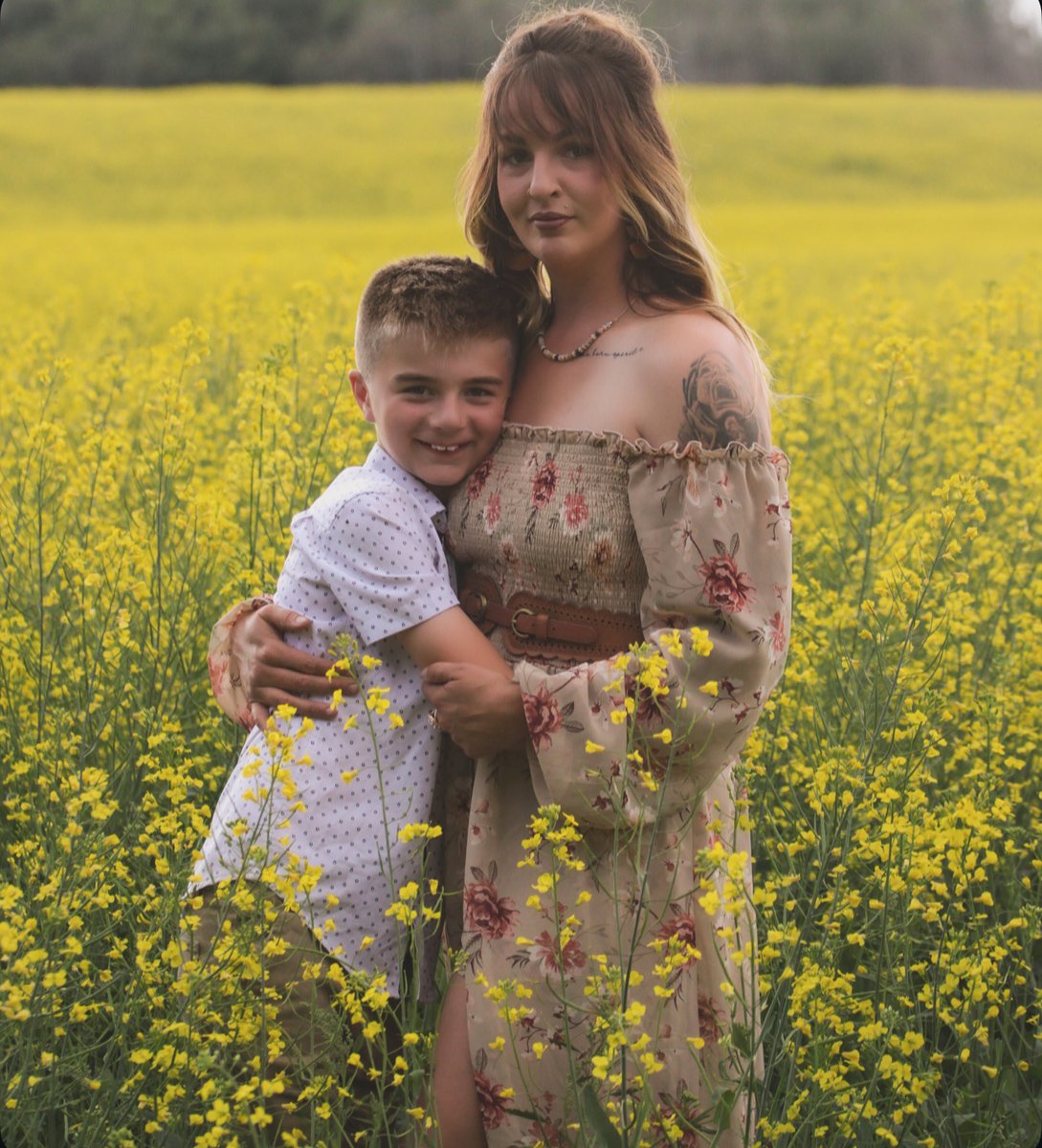 Meet Lindsay, She is apart of the team here at True Seeds Ltd. Some of you might have already seen here out and about in the yard or loading up your seed this spring. 

#choosecertifiedseed #canola #farmingalberta