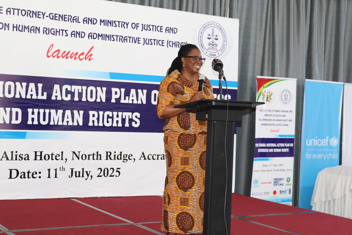 CHRAJGHANA's tweet photo. @JosephWhittal @UNDPGhana @oxfaminghana @OxfamAmerica @FesGhana @GhanaPresidency @MercyLarbi10 @EdwardAmpratwum @banniloy @BizHRAsia_UNDP “This launch is a call to action. Let’s unite both state, civil society &amp; businesses to fully implement the NAP and uphold human dignity.”

— Ms. Mercy Larbi, Deputy Commissioner, CHRAJ
#BHRGhana #BusinessAndHumanRights #CHRAJGhana https://t.co/SHWHUS6L5B