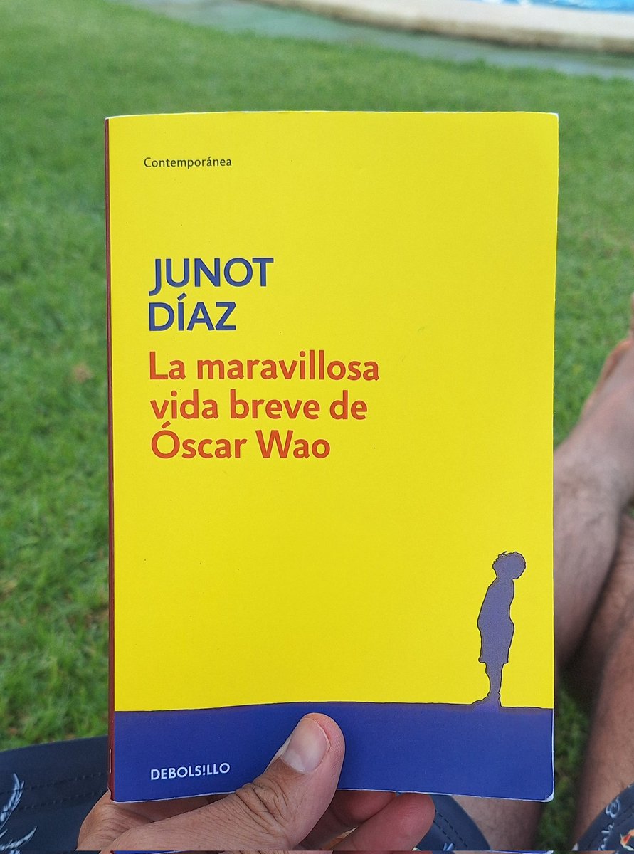 GalderReguera's tweet image. Cómo he disfrutado 'La maravillosa vida breve de Óscar Wao', de Junot Díaz.
Tremenda fokin novela.