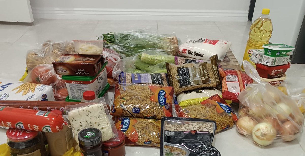 Nesi varsa hep bölüşecek bir şeyleri olmalı insanın.💕 
İstenilen erzakları teslim ettik.