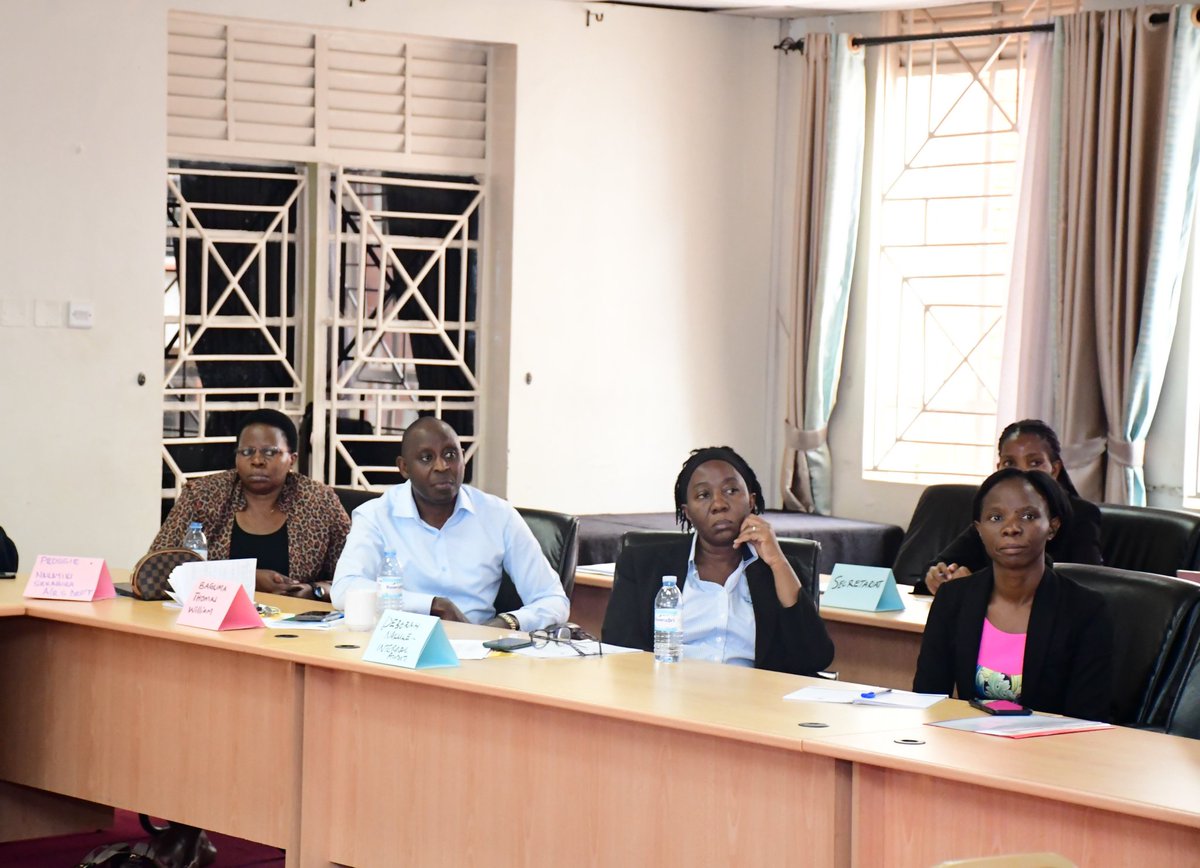 MakCoBAMS's tweet image. Closing the Strategic Leadership Training , the Dean School of Business @MakCoBAMS, Assoc. Prof. Godfrey Akileng said that "I am proud of our PhD programs & the legacy they create." He encouraged the participants to be champions of change across @Makerere. @MakCoNAS