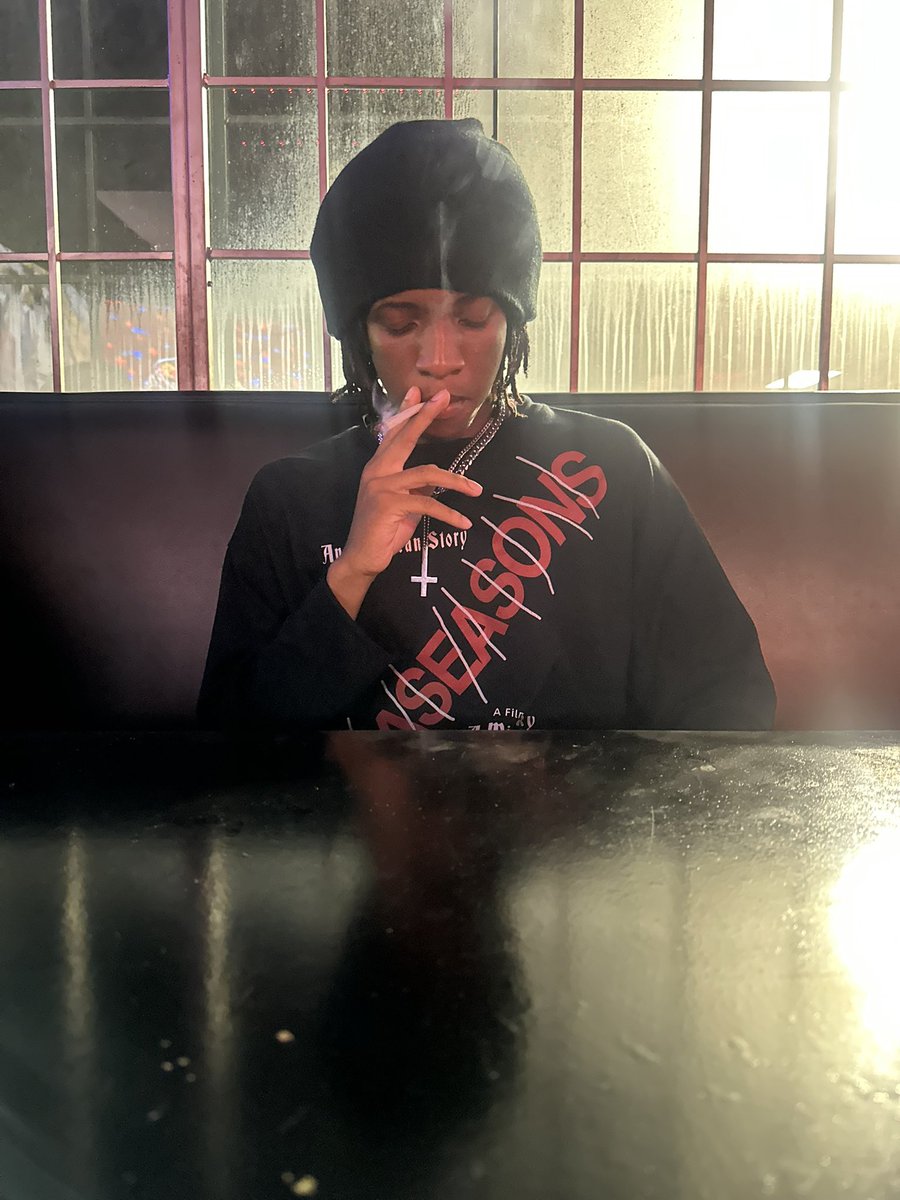 hidetheglocks's tweet image. say fuck the drug test
