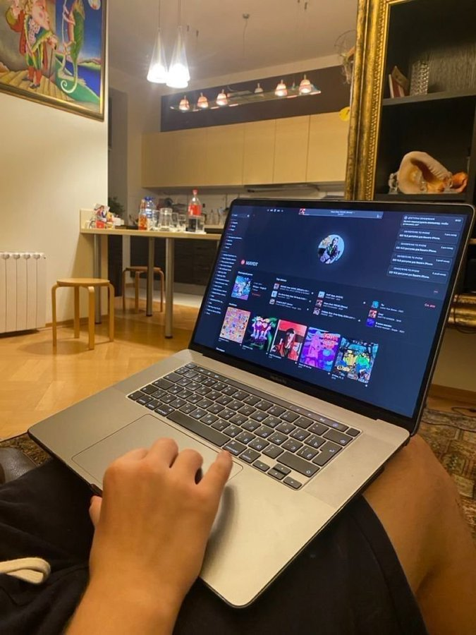 I don't understand how so few people use AI tools.

Many people use ChatGPT but don’t explore beyond it.

Here are 12 underrated AI tools that are much more powerful:⬇️