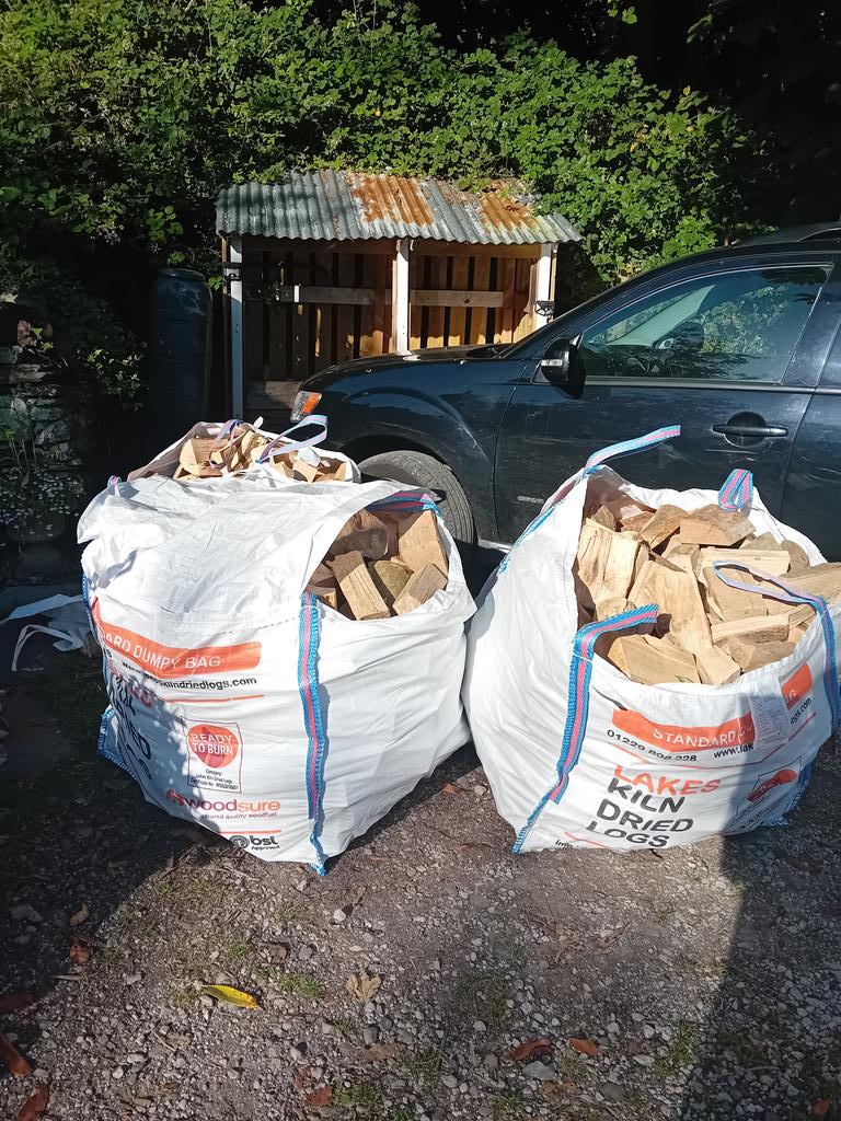 TheLengthsman's tweet photo. Bugger, just settled down for Friday night drinkies and Lakes Logs arrive with 3 bags of dry kiln wood for the wood store!
Phase two of keeping Archie warm for the winter
With special thanks to @RachelReevesMP for my #winterallowance https://t.co/uMadFKin9E