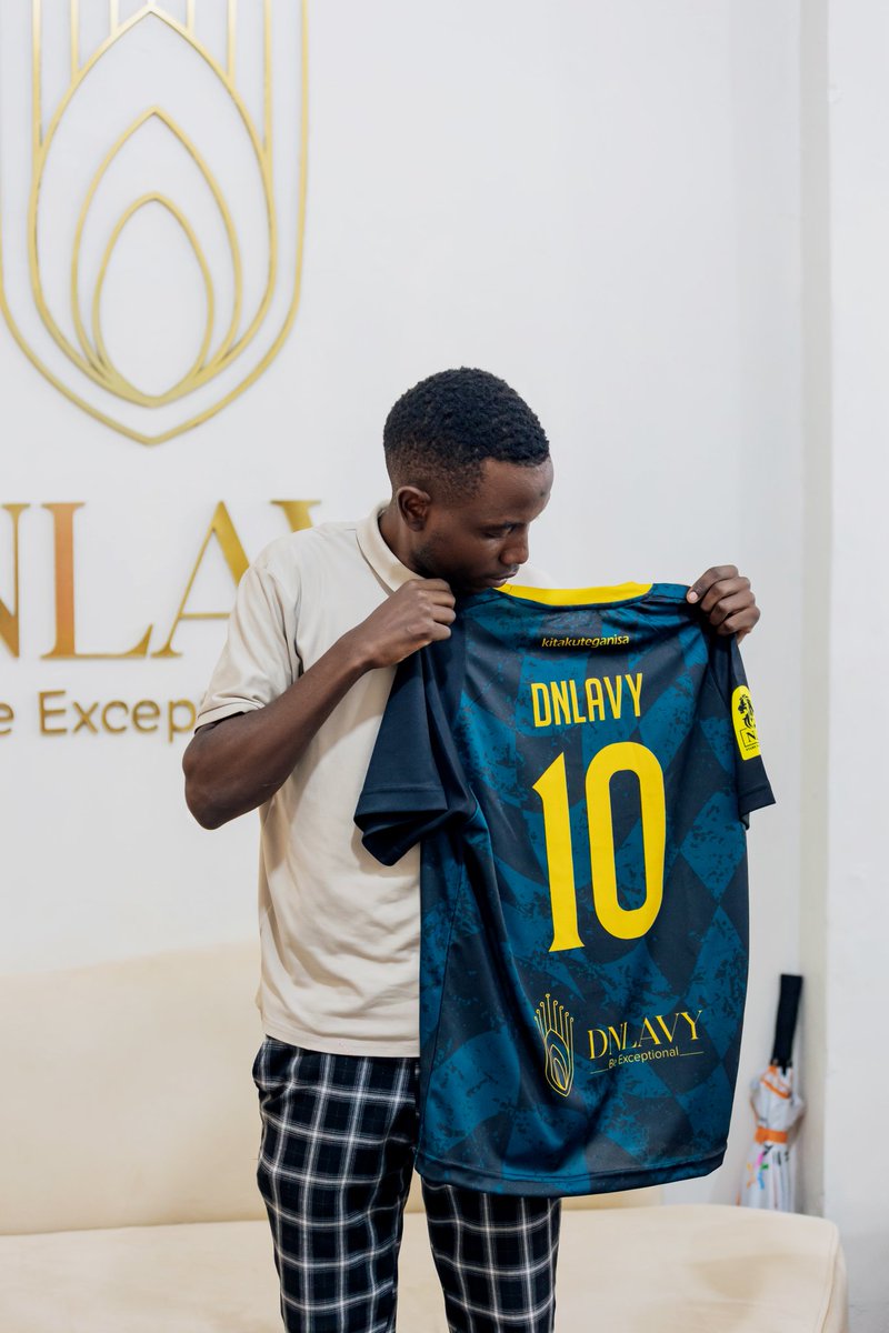 dnlavy's tweet photo. 🔥 Unveiled. Unmatched. Undeniable.
@kasasi_fc just revealed their new battle armor - a product of #DNLAVY.

Not just a jersey.
It’s heritage in motion.
Crafted with precision.
Built for greatness.

This is more than just sport. This is culture redefined.
#DNLAVY #KasasiFC https://t.co/INnyHHFBv1