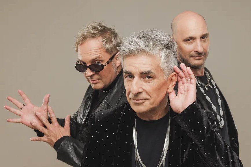 🎙️AIRE
Seguí con la compañía de <a href="/eliacecilia/">Ceci Elía</a> y no te pierdas el #2x1 de <a href="/LosTipitos/">Los Tipitos</a> 
- La Ley de la Ferocidad 
- Campanas en la noche

Estás escuchando #NacionalRock #TuRadio
📻FM 93.7
💻tinyurl.com/NacionalRock
📱wa.link/2zqwqe