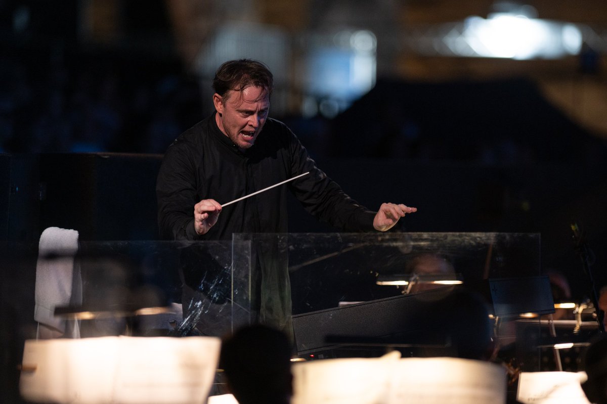 M__Mariotti's tweet photo. The West Side miracle goes on! 🗽🔥
Ultime recite del musical di Leonard Bernstein il 13 e 17 luglio, vi aspettiamo alle Terme di Caracalla!
@OperaRoma
📸 Fabrizio Sansoni
#WestSideStory #LeonardBernstein #OperaRoma #Caracalla https://t.co/vsmCdA995o