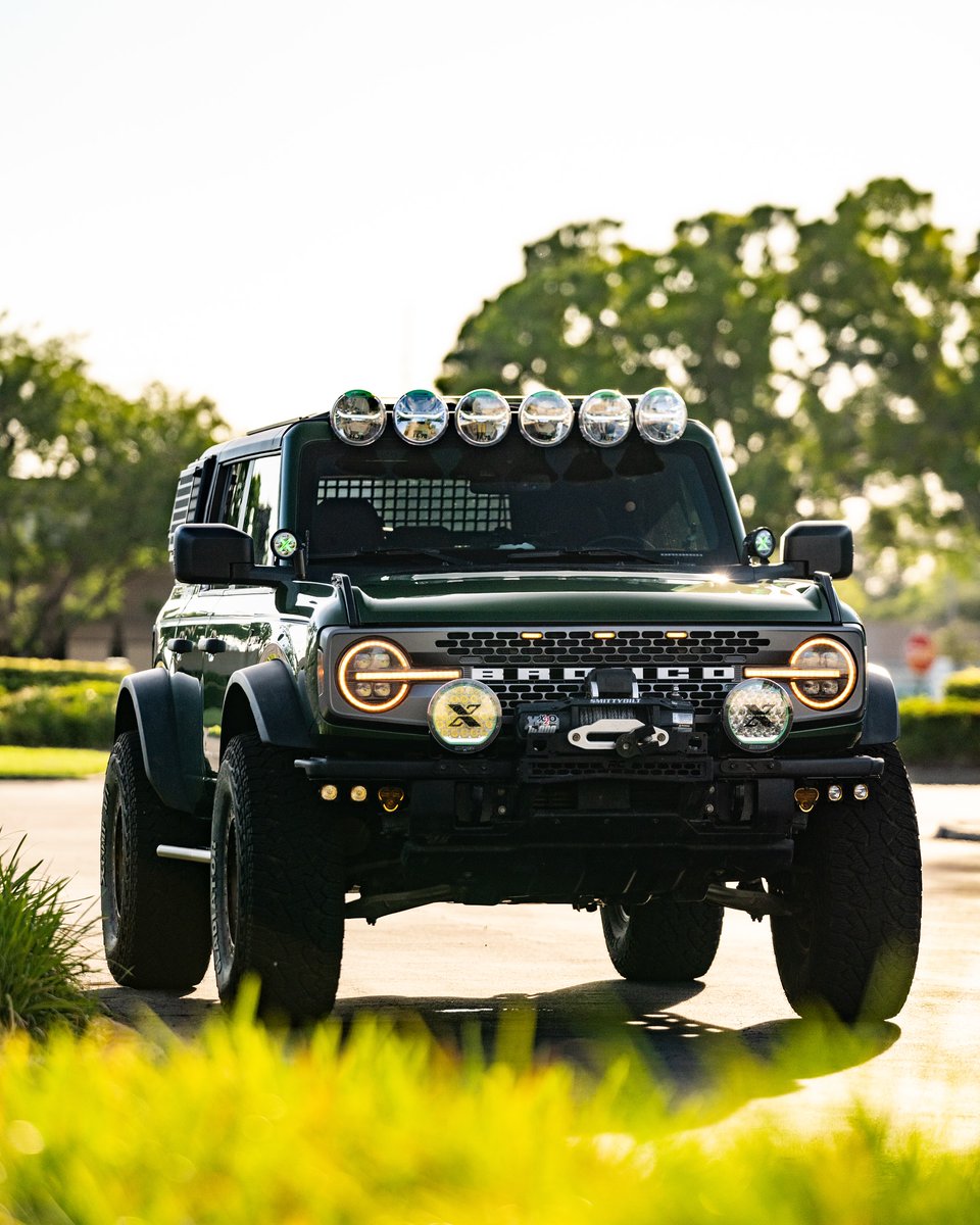 offroadium's tweet image. Building the perfect Bronco isn't about having the most expensive parts - it's about taste. This Big Bend proves that thoughtful modifications beat flashy overkill every time.
offroadium.com/the-perfect-4-…

#fordbronco #Ford