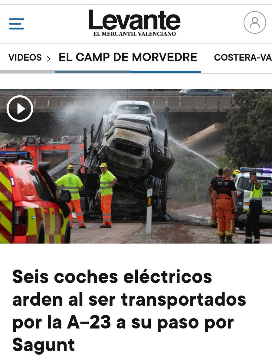 jaceral's tweet photo. @levante_emv y @DanielTortajad5 
Decís que el camión tiene 9 coches (verdad), que se han quemado 6 (verdad), y que los 9 son eléctricos (dudo), pq he grabado el camión y a 2 de ellos se les ve el tubo de escape.
Sois el único medio que dice que son eléctricos, ¿Fuente? Gracias https://t.co/4cripFlnwA