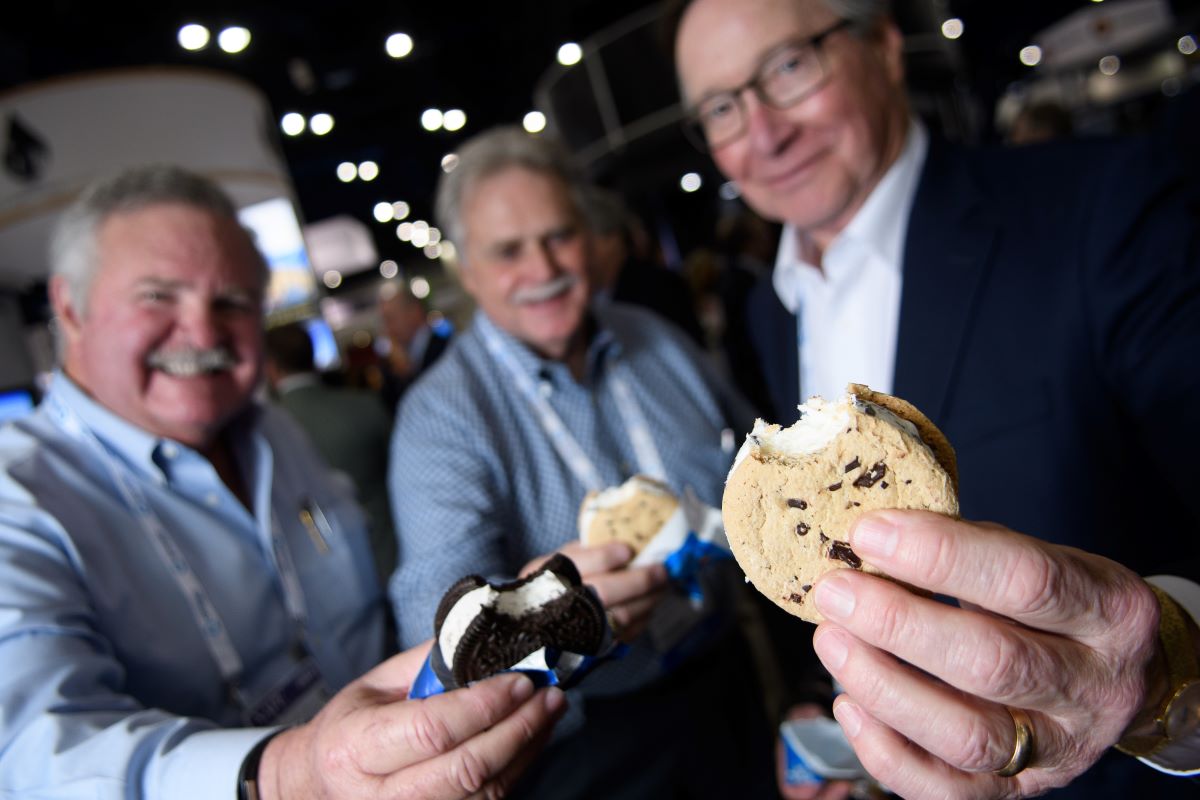 NAPE_Expo's tweet photo. Missing that Friday feeling at the NAPE expo
#RealEnergyRealDeals #WhereDealsHappen #EnergyNetworking