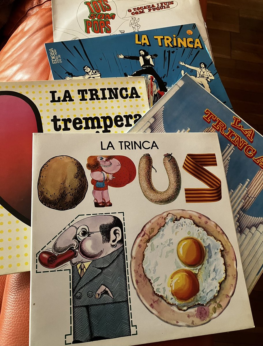 La Trinca va ser el grup musical amb més sentit de l'espectacle que hem tingut i amb una extraordinària capacitat per utilitzar l'humor al servei de la crítica social i política. qualitats musicals al marge, a casa esperàvem amb candeletes cada disc nou! 
Toni Cruz in memoriam
