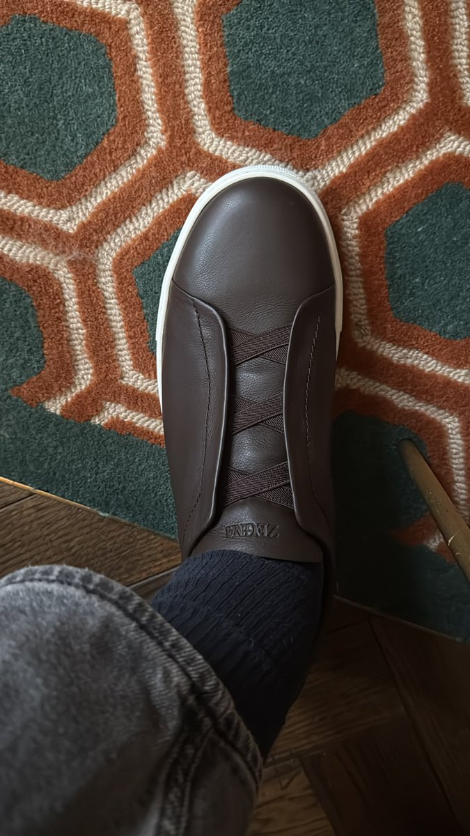 0x_Realityy's tweet image. spent ur rent on some designer shoes cuz I felt like it 

#kawai ✌️😘