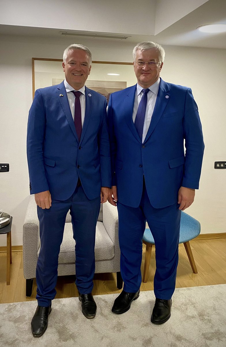 Andrii Sybiha 🇺🇦 (@andrii_sybiha) on Twitter photo Pleased to meet with <a href="/OECD/">OECD ➡️ Better Policies for Better Lives</a> Secretary-General <a href="/MathiasCormann/">Mathias Cormann</a> on the sidelines of the Dubrovnik Forum.
I appreciate his support for Ukraine, in particular the recent visit to Kyiv to present the Economic Survey and the Integrity and Anti-Corruption Review. It sent a positive Pleased to meet with <a href="/OECD/">OECD ➡️ Better Policies for Better Lives</a> Secretary-General <a href="/MathiasCormann/">Mathias Cormann</a> on the sidelines of the Dubrovnik Forum.
I appreciate his support for Ukraine, in particular the recent visit to Kyiv to present the Economic Survey and the Integrity and Anti-Corruption Review. It sent a positive