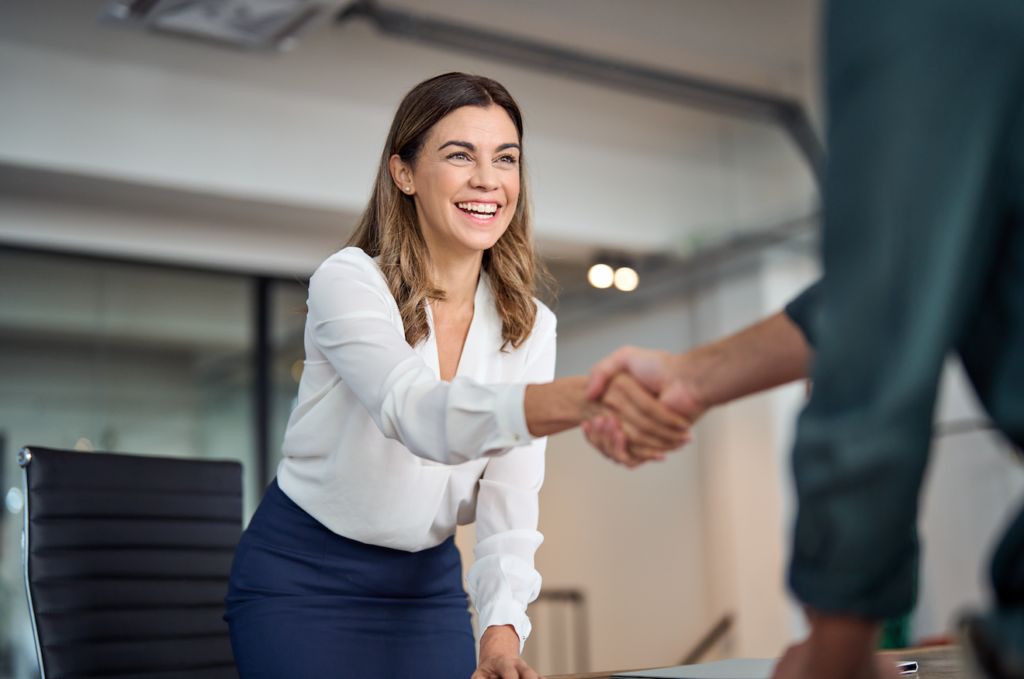 Dreaming of business ownership without breaking the bank? Explore our top picks for low-cost franchises that let you start smart and grow big. Affordable entry, proven models, and support to get you going. Find out more &gt;&gt; buff.ly/aosCxki