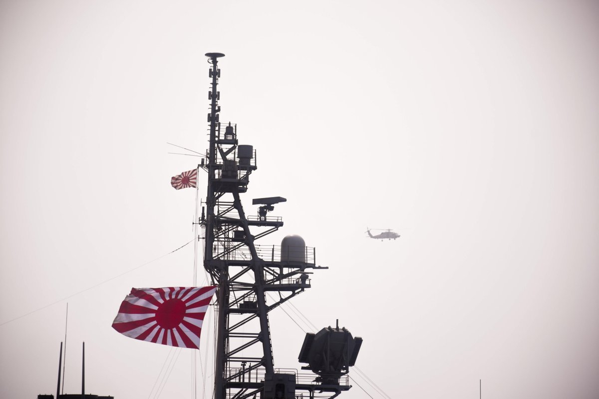 EUNAVFOR's tweet image. On 07 July, #OperationATALANTA 🇪🇺 flagship ESPS #NAVARRA conducted a joint activity at sea with the JS #HARUSAME 🇯🇵.
➡️ Collaboration between different navies is essential to share information of interest in the Area of Operations.
@JMSDF_SDF_ENG @EMADmde
#GoFurtherTogether