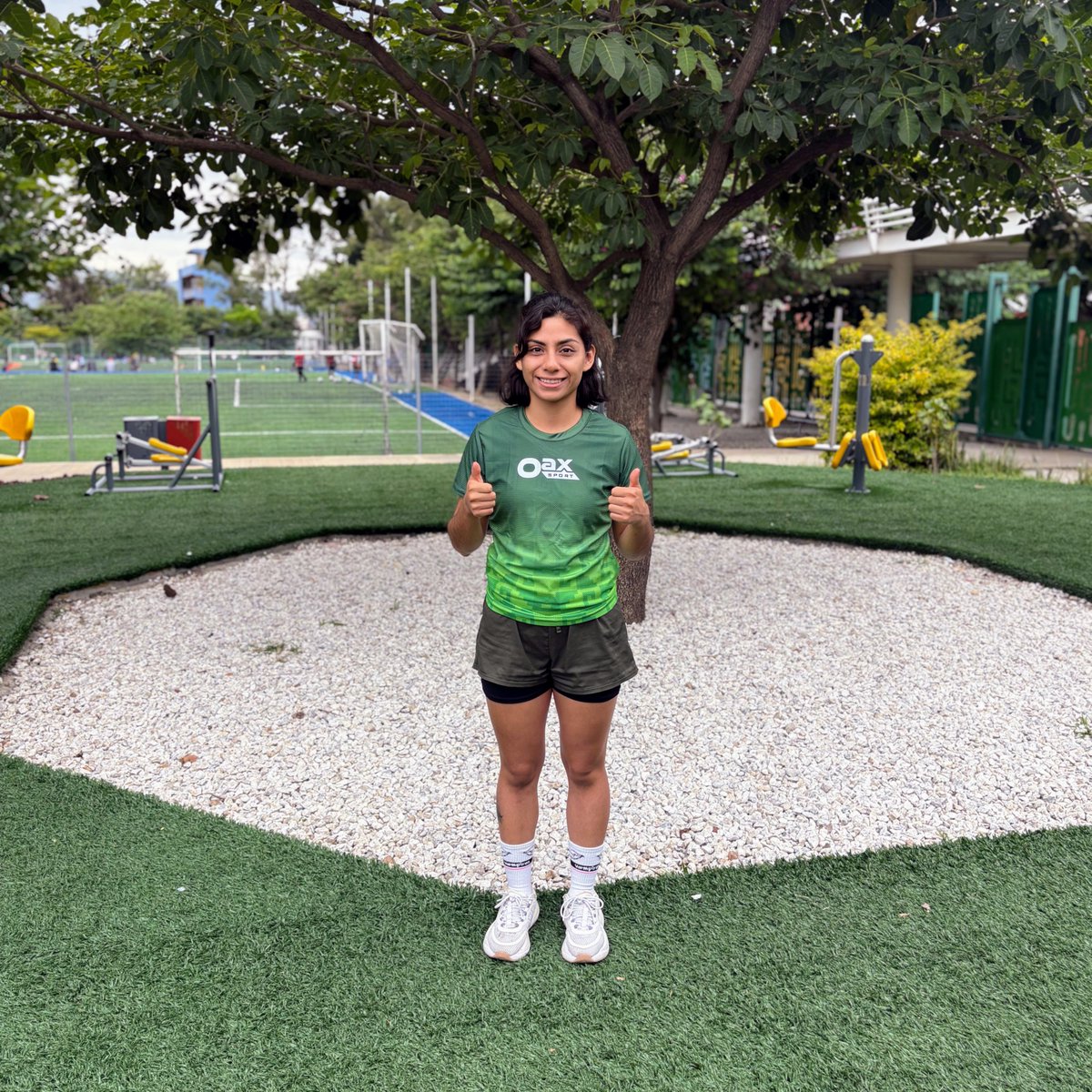 Emily Barrera is ready to represent Oaxaca at the MMA Nationals in Mexico City 🇲🇽

Thanks to donors and trusted voices like <a href="/jorgeoropezaoax/">Jorge Oropeza</a>, <a href="/francey_emma/">Emma Francey</a>, and <a href="/DEPORTE_GobOax/">Instituto del Deporte de Oaxaca</a>, we reached $5,800 MXN to support her trip.

📰 Full story: oaxsport.org/emily-barrera-…

#OaxacaMMA
