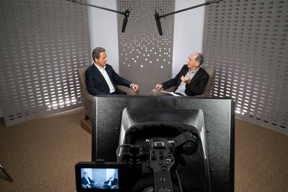 OMFIF (@omfif) on Twitter photo Yesterday, Alberto Musalem, president and chief executive officer of <a href="/stlouisfed/">St. Louis Fed</a> , joined <a href="/sobel_mark/">Mark Sobel</a> to discuss the trajectory of the US economy. Watch on demand: omfif.org/videos/a-conve… Yesterday, Alberto Musalem, president and chief executive officer of <a href="/stlouisfed/">St. Louis Fed</a> , joined <a href="/sobel_mark/">Mark Sobel</a> to discuss the trajectory of the US economy. Watch on demand: omfif.org/videos/a-conve…
