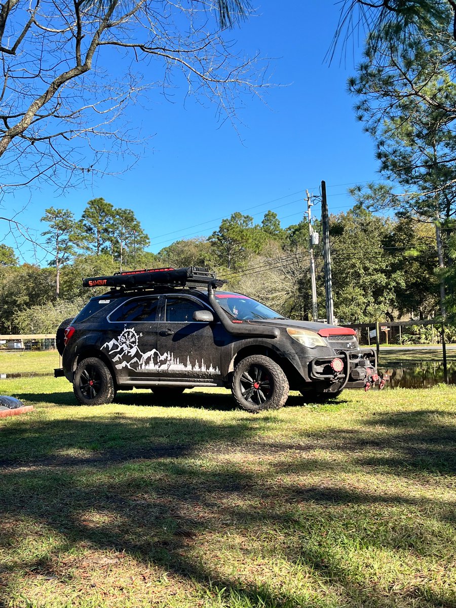offroadium's tweet image. Building a serious off-road rig with front-wheel drive? Most would laugh, but this lifted Equinox with a front winch and 30" tires proves FWD can still get the job done.

offroadium.com/2-lifted-chevy…

#chevyequinox #fwdoffroad #fwd
