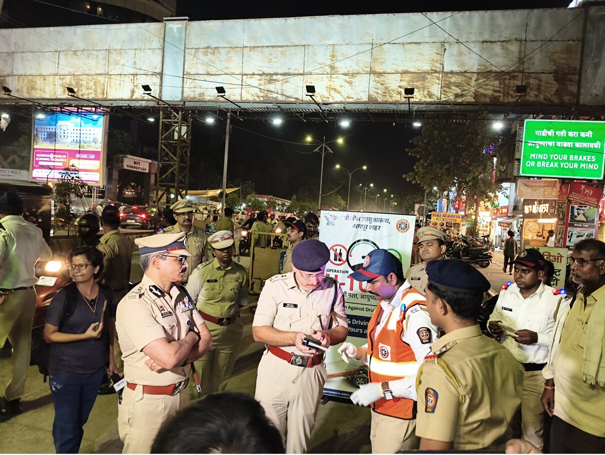 Nagpur Today (@nagpurtoday1) on Twitter photo Nagpur Police Crack Down on Drunk Driving: 48 Booked on Day 1 of Operation U-Turn #nagpurnews nagpurtoday.in/nagpur-police-… <a href="/trafficngp/">Nagpur Traffic Police</a> <a href="/ravindersingal/">Dr Ravinder Singal IPS</a> Nagpur Police Crack Down on Drunk Driving: 48 Booked on Day 1 of Operation U-Turn #nagpurnews nagpurtoday.in/nagpur-police-… <a href="/trafficngp/">Nagpur Traffic Police</a> <a href="/ravindersingal/">Dr Ravinder Singal IPS</a>