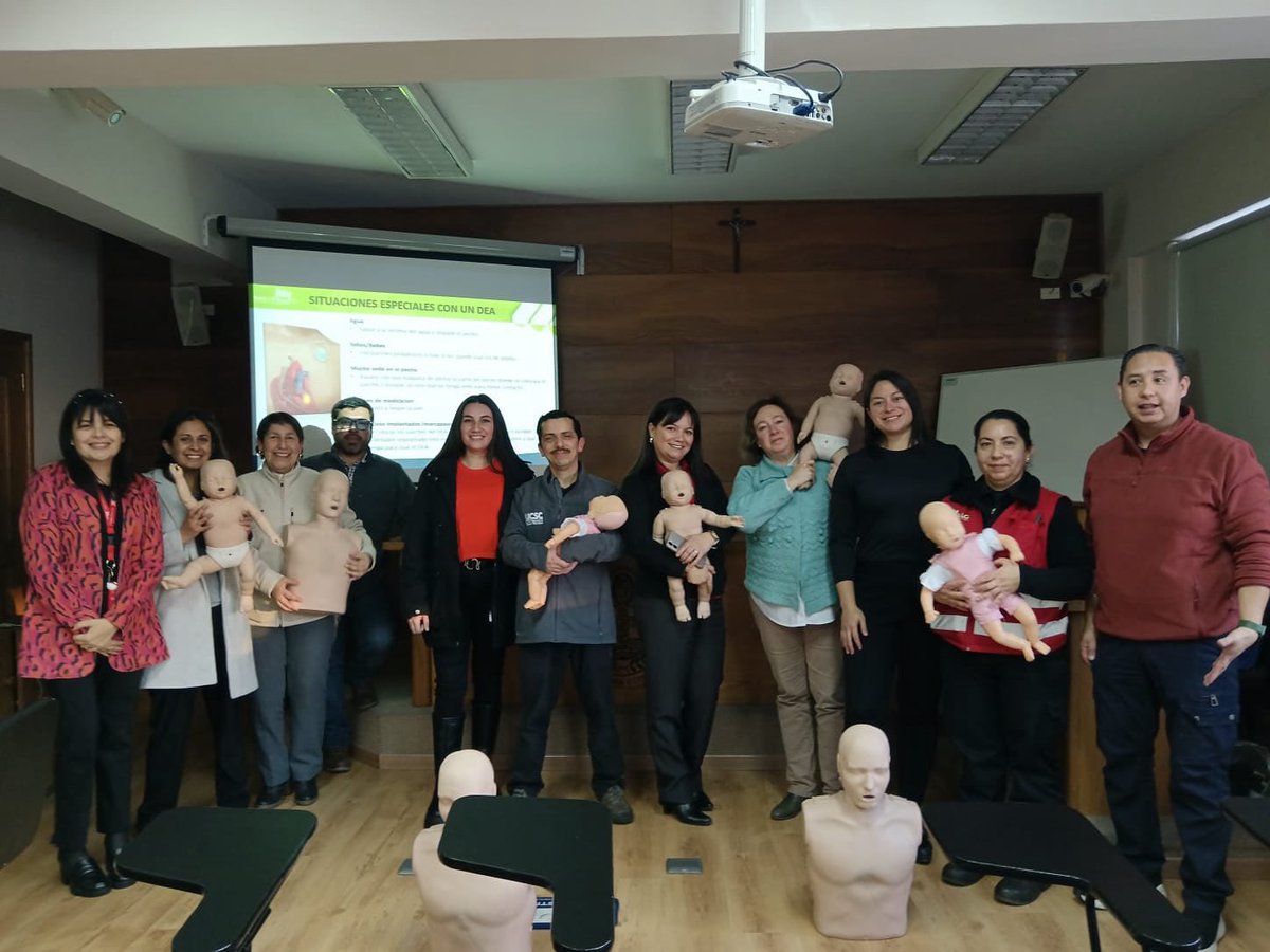 DERECHO_UCSC's tweet image. Esta semana nuestro Comité Paritario organizó el taller ‘Primeros auxilios y uso del DEA’, participando auxiliares, administrativos y académicos.
@ucscconcepcion
