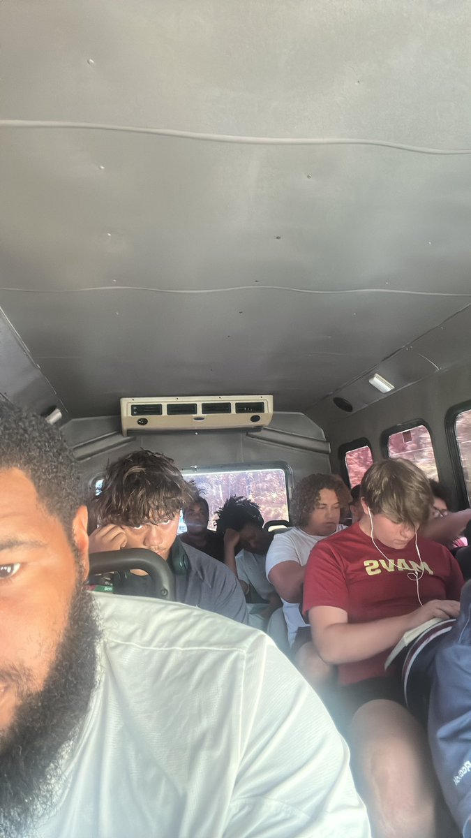 InTheTrenches tweet media