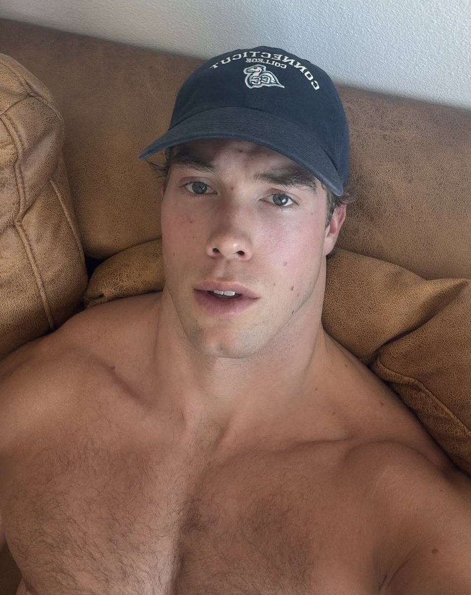 TheHottestMen_'s tweet photo. 2. Derek Chadwick / USA / 30 / Internet Personality / Instagram: derekchadwick

#DerekChadwick #thehottestmen #thehottestrank https://t.co/vqZJ637uqf