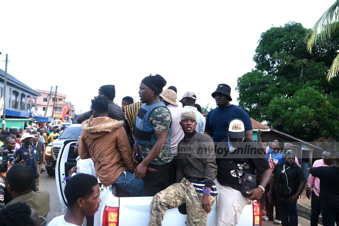 Ablekuma North Rerun: NDC supporters erupt into wild celebration ahead of official declaration — streets lit with chants, flags, and pure confidence!

#ElectionHQ