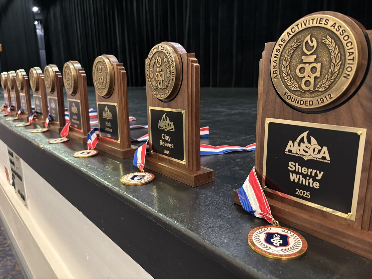 ArkActAssn's tweet image. We can’t wait to honor 15 individuals who went above and beyond the call of being just a great coach, athletic administrator, and official during their career!
If you aren’t making your way to Hot Springs tonight, you can stream the ceremony on the @ArkActAssn Facebook page