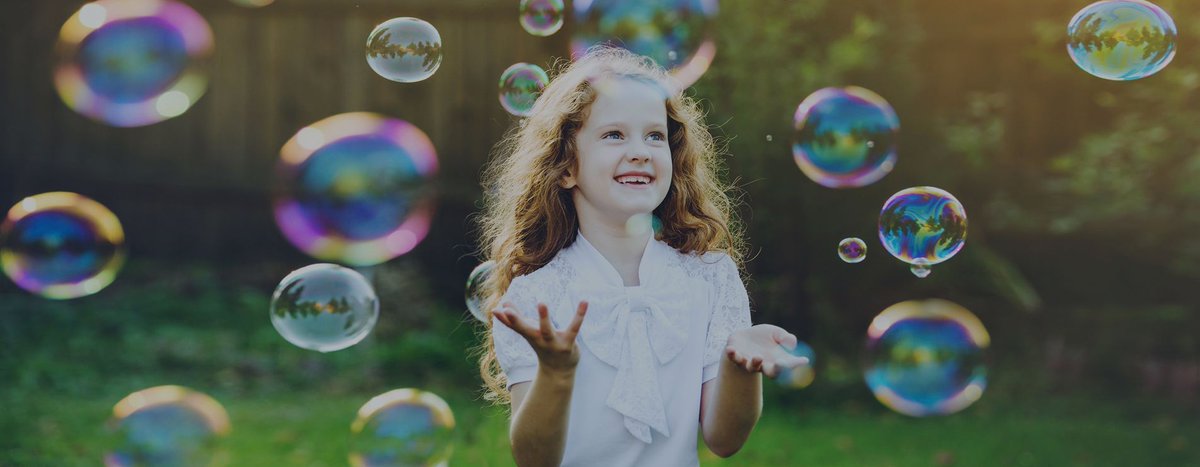 ProviderSoft's tweet image. Enjoy these outdoor speech activities for kids to encourage speech and language development. Bubbles, water play and more. Happy playing! buff.ly/WG4jbyE