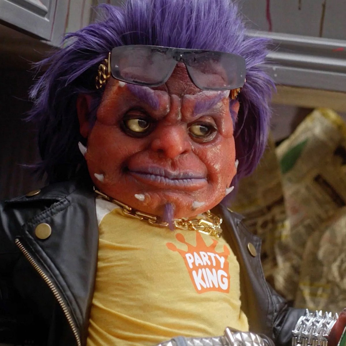 In our latest review we take a look at the 1980s-styled, puppet-powered horror comedy ‘Frankie Freako’. If you’re looking for retro silliness and nostalgic thrills, you’ll want to read it today. lovehorror.co.uk/comedy-horror/… #movies #review
