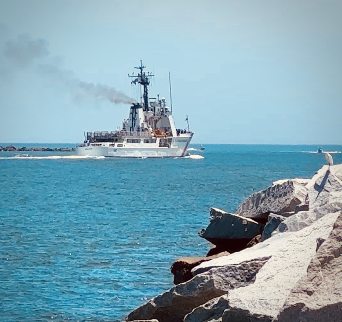 NS_Mayport's tweet image. ๐Today we bid a final and heartfelt farewell to a Mayport basin family member of 10+ years, U.S. Coast Guard Cutter Valiant (WMEC 621).
โ๏ธWhile a decade might seem long, it pales in comparison to the shipโs 57 years of exemplary service.
Read more: news.uscg.mil/Press-Releasesโฆ