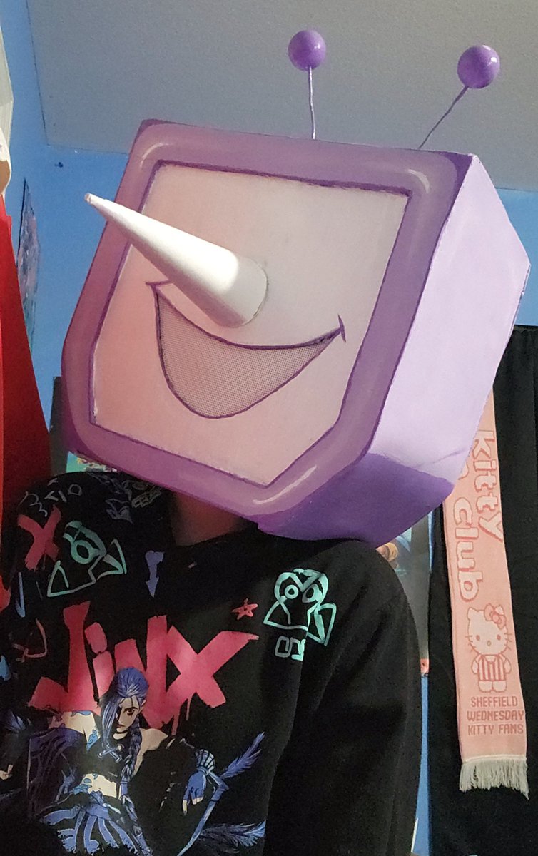 gremlinmetal's tweet image. i am so excited for my tenna cosplay for metrocon. like he even has a little flower on his nose that i can take on and off #tenna
need to finish him up