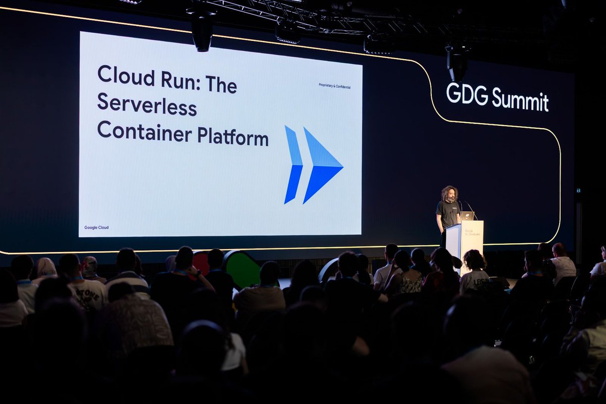 GDG Türkiye (@gdg_turk) on Twitter photo Google I/O Connect Berlin’den ilham dolu anlar! 🥰
Dünyanın dört bir yanından geliştiriciler ve ilham verici Googler’larla buluştuk. Google’ın en yeni teknolojilerini, uzman isimlerden dinleme ayrıcalığını yaşadık.
Bu deneyim için <a href="/googledevs/">Google for Developers</a> ekibine teşekkürler! 🥳 Google I/O Connect Berlin’den ilham dolu anlar! 🥰
Dünyanın dört bir yanından geliştiriciler ve ilham verici Googler’larla buluştuk. Google’ın en yeni teknolojilerini, uzman isimlerden dinleme ayrıcalığını yaşadık.
Bu deneyim için <a href="/googledevs/">Google for Developers</a> ekibine teşekkürler! 🥳
