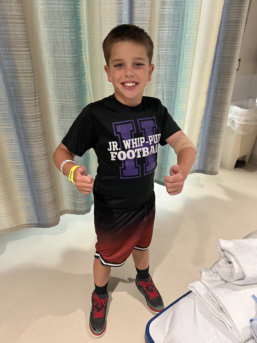 JⱤØSS tweet media