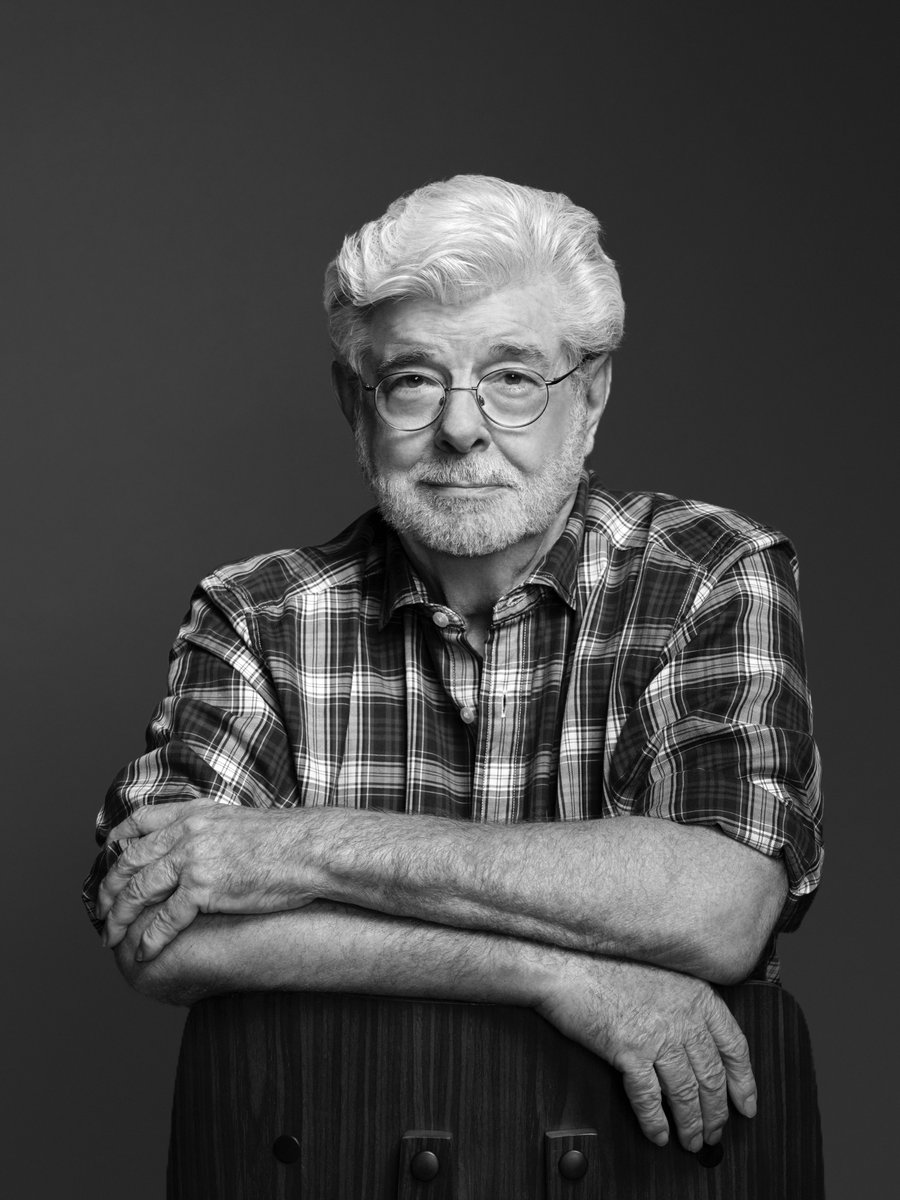 StayclassySDCC's tweet photo. 🚨GEORGE. LUCAS. IS. COMING. TO. #SDCC!!!🚨
The Maker returns to Hall H for a once-in-a-fandom @lucasmuseum Lucas Museum panel—& we might be crying already.

Joining are @RealGDT #DougChiang and moderated by @IAMQUEENLATIFAH👑

We’re celebrating + covering it at Saturday Morning Cereal 🎙️
👉 https://t.co/lWlljg2xy8

#LucasMuseum #StarWars #SaturdayMorningCereal #SDCC2025 #TheMakerReturns #SDCC25
Details:👇
https://t.co/CTH5Kct94O
