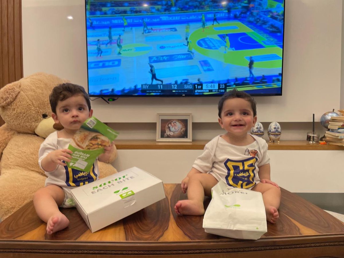 84Tarek's tweet image. #دايماً_سوا #zaatarwzeit #mtvsports 
⁦@mtvlebsports⁩ ⁦@zaatarwzeit⁩