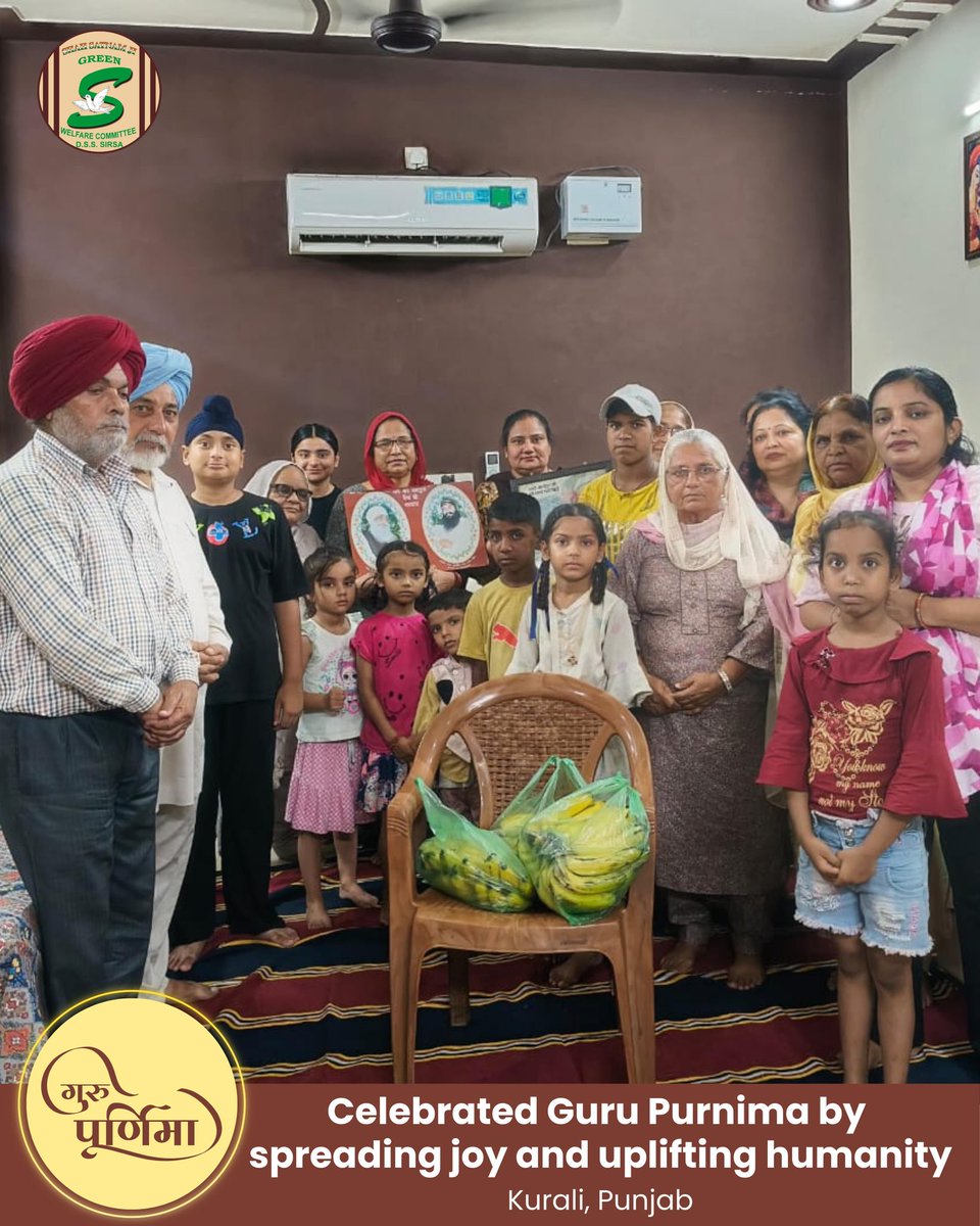 GreenSwelfares's tweet photo. Green hands and happy hearts. On the occasion of Guru Purnima, Shah Satnam Ji Green 'S' Welfare Committee volunteers planted saplings and distributed fresh fruits to children—celebrating the day with care for nature and love for little ones.

#TreePlantation #FruitDistribution https://t.co/2d6790TJfP