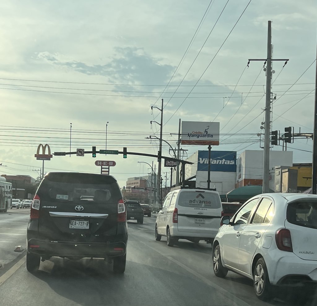 Poniente de Monterrey tweet media