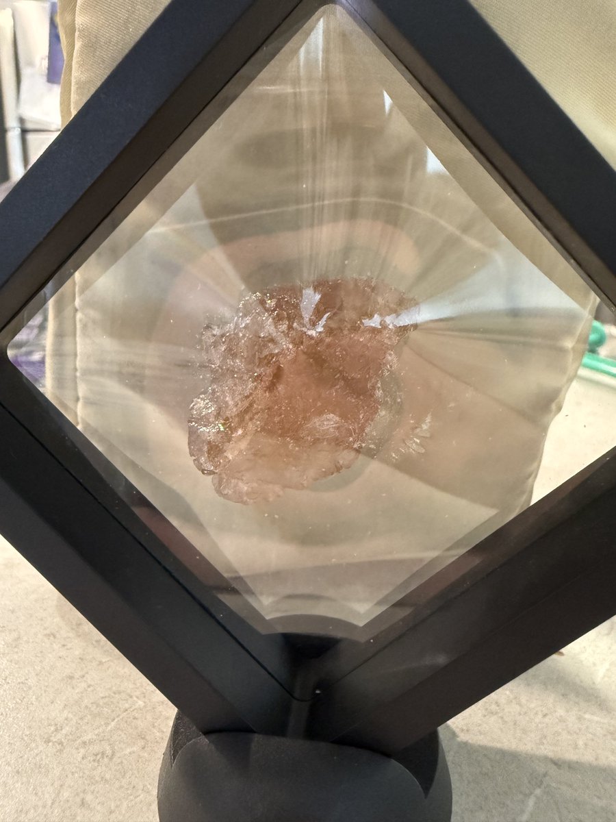 PuffXChronicles's tweet photo. Hope everyone celebrated 7/10! I know we sure did :)  #diamonds #fatty https://t.co/CAR2wJFLij